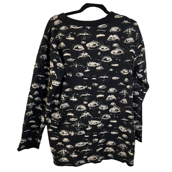 Romance Was Born Abstract Eye Lips Long Sleeve Heavyweight Shirt Women's Large - Picture 2 of 4